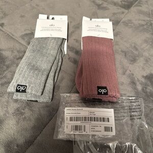 Alo Unisex Scrunch Socks 2 Pack: Grey And Smoky Quartz NWT